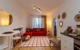 Cosy Brand New Apartment